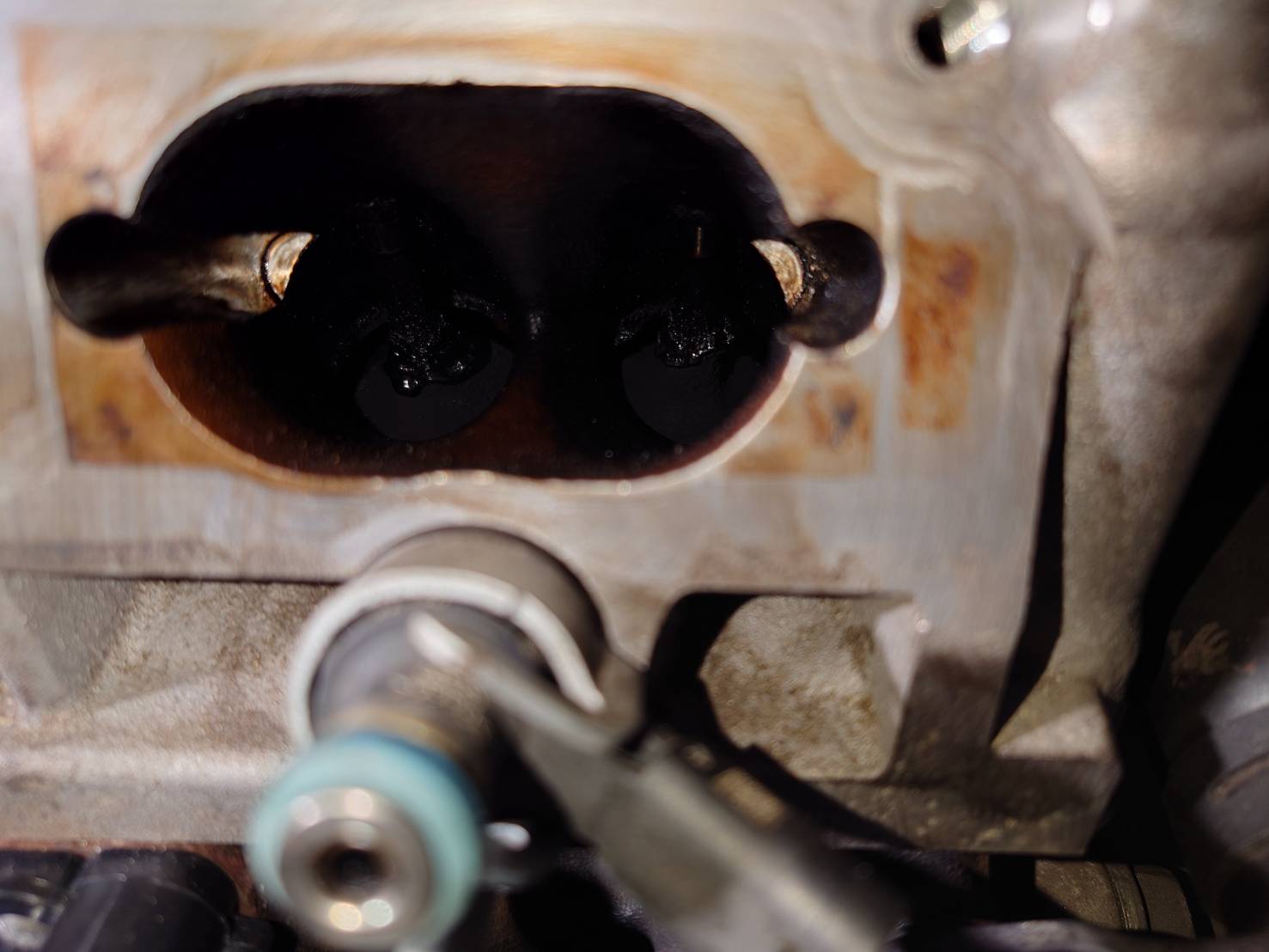 アウディQ3 カーボン堆積2